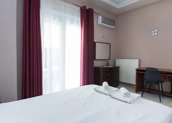 Kallithea Comfort 3 Bd Balcony Family Apt