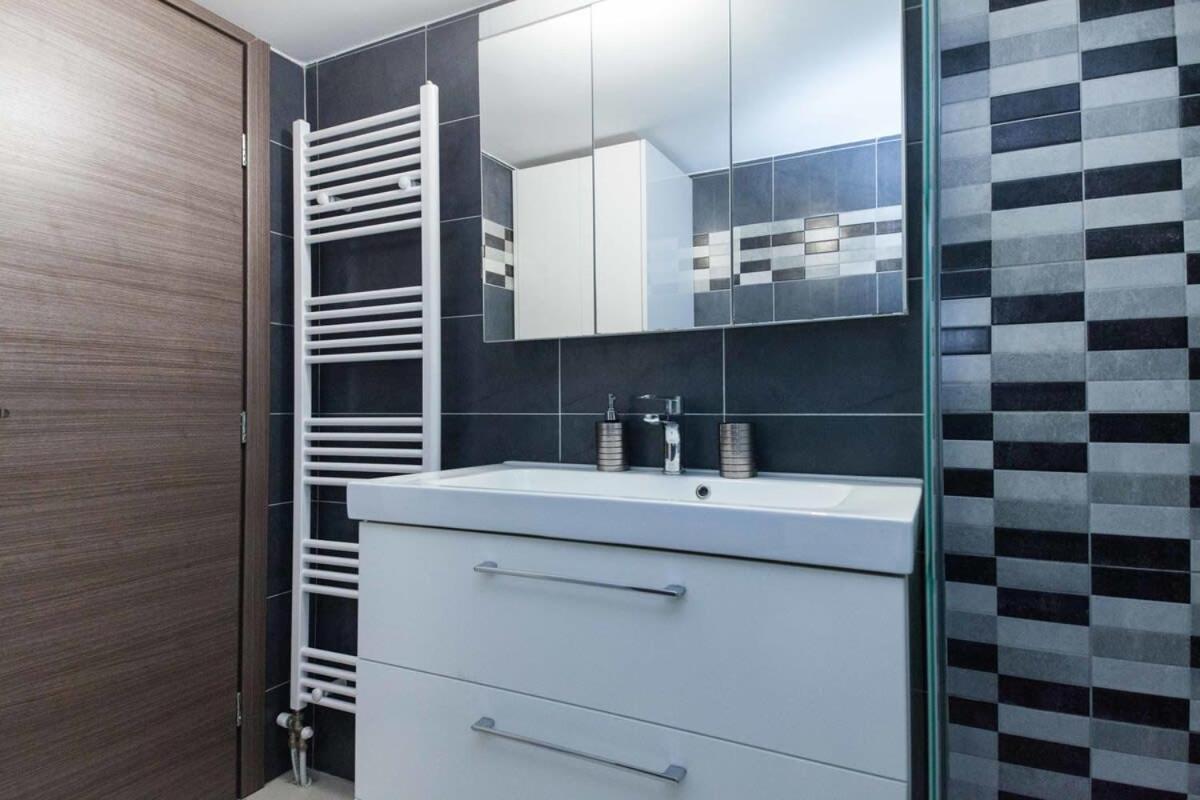 Kallithea Comfort 3 Bd Balcony Family