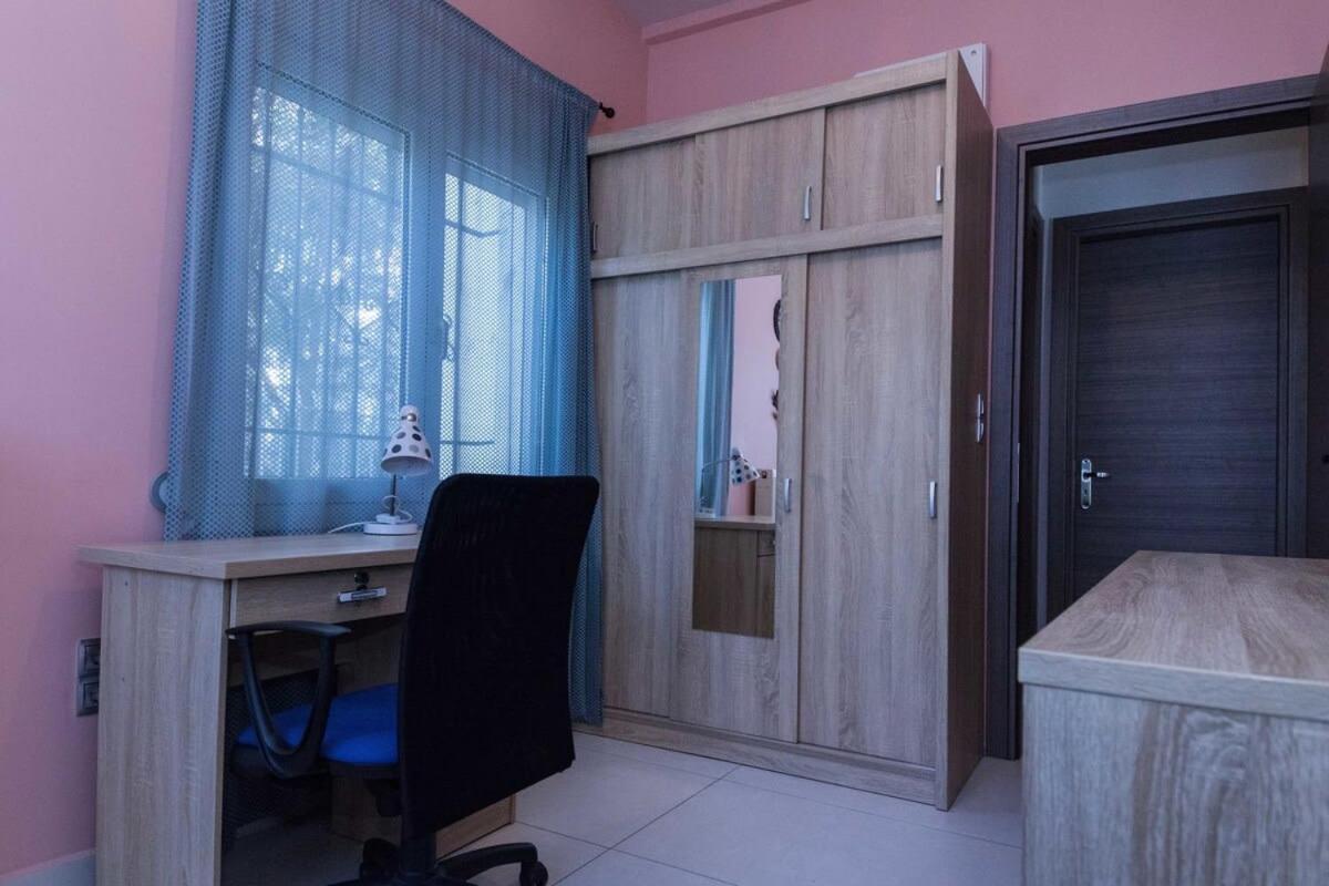 Apartment Kallithea Comfort 3 Bd Balcony Family Athen